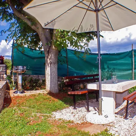 Gasthof With A Swimming Pool Skrapi 14531 3*